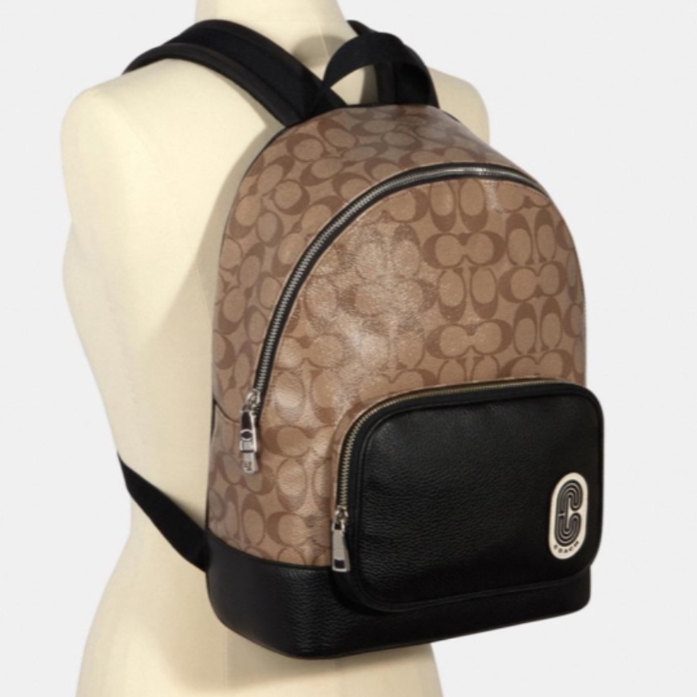 Court Backpack In Signature Canvas w/ Coach Patch